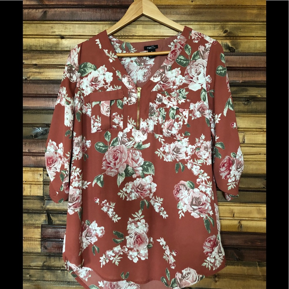 Rue21 Floral Women’s Blouse